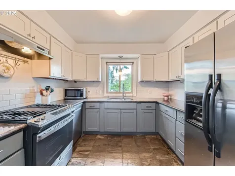 5323 NE 27th Avenue Portland OR 97211