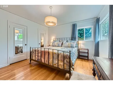 5323 NE 27th Avenue Portland OR 97211