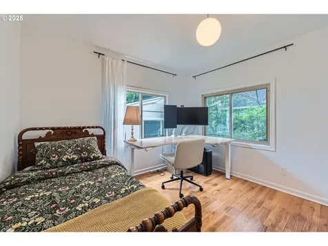 5323 NE 27th Avenue Portland OR 97211
