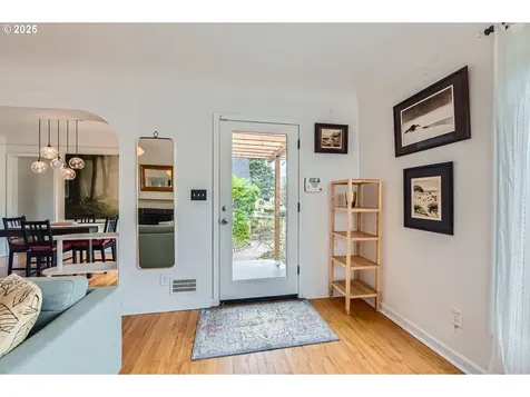 5323 NE 27th Avenue Portland OR 97211