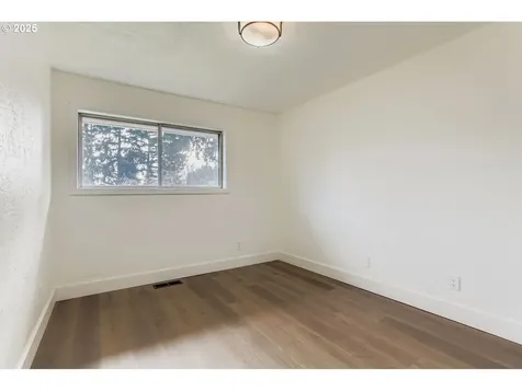 660 NE 20th Avenue Canby OR 97013