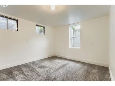660 NE 20th Avenue Canby OR 97013
