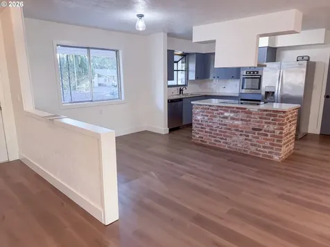 660 NE 20th Avenue Canby OR 97013
