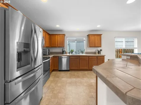 18019 Carlson Avenue Sandy OR 97055