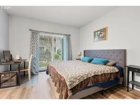 1710 S Harbor Way Portland OR 97201