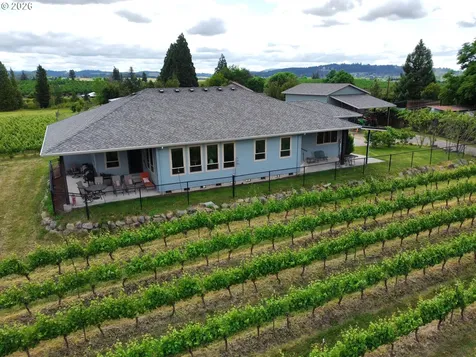 18700 NW Adcock Road Yamhill OR 97148