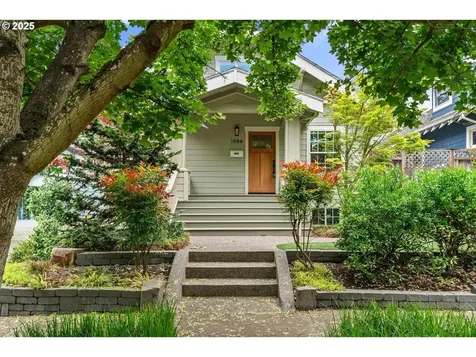 1904 SE 43rd Avenue Portland OR 97215