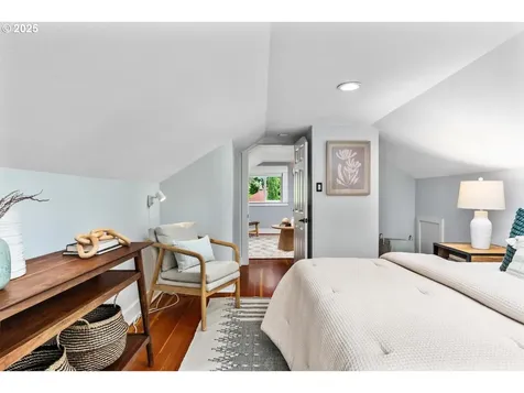 1904 SE 43rd Avenue Portland OR 97215