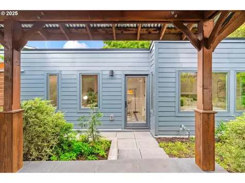 1904 SE 43rd Avenue Portland OR 97215