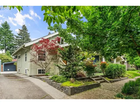 1904 SE 43rd Avenue Portland OR 97215