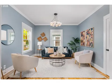 1904 SE 43rd Avenue Portland OR 97215
