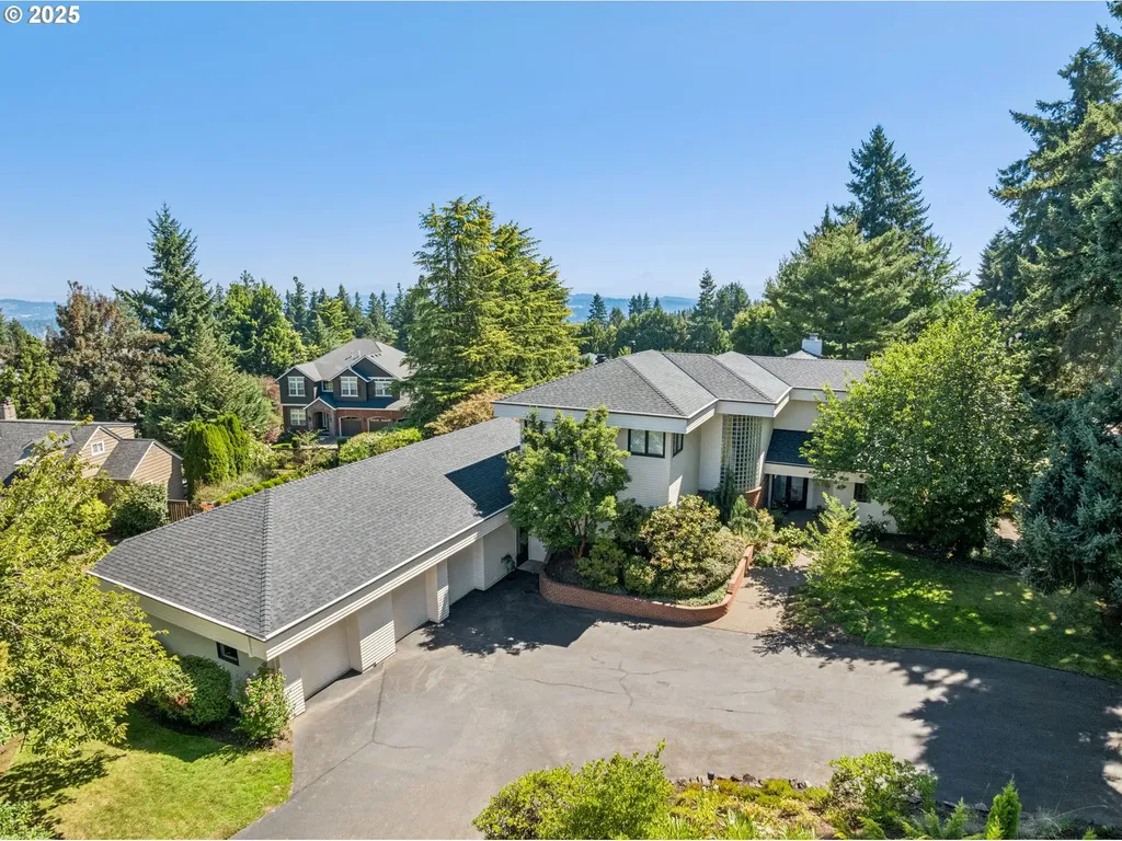 21950 Shannon Lane West Linn OR 97068