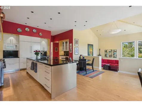 21950 Shannon Lane West Linn OR 97068