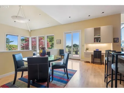 21950 Shannon Lane West Linn OR 97068