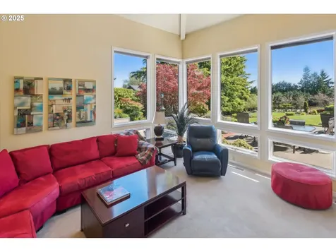 21950 Shannon Lane West Linn OR 97068