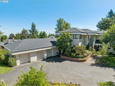 21950 Shannon Lane West Linn OR 97068