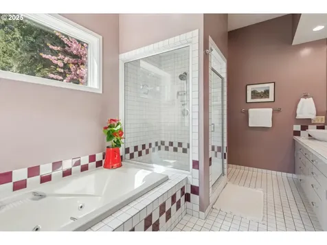 21950 Shannon Lane West Linn OR 97068