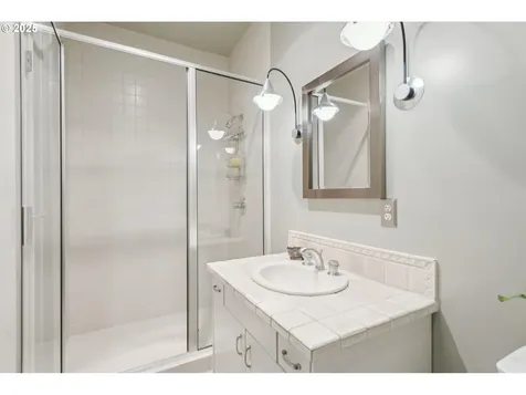 21950 Shannon Lane West Linn OR 97068
