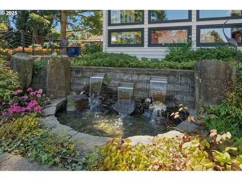 21950 Shannon Lane West Linn OR 97068