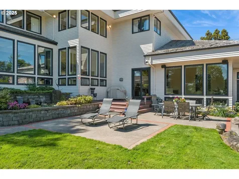 21950 Shannon Lane West Linn OR 97068