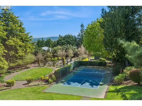 21950 Shannon Lane West Linn OR 97068