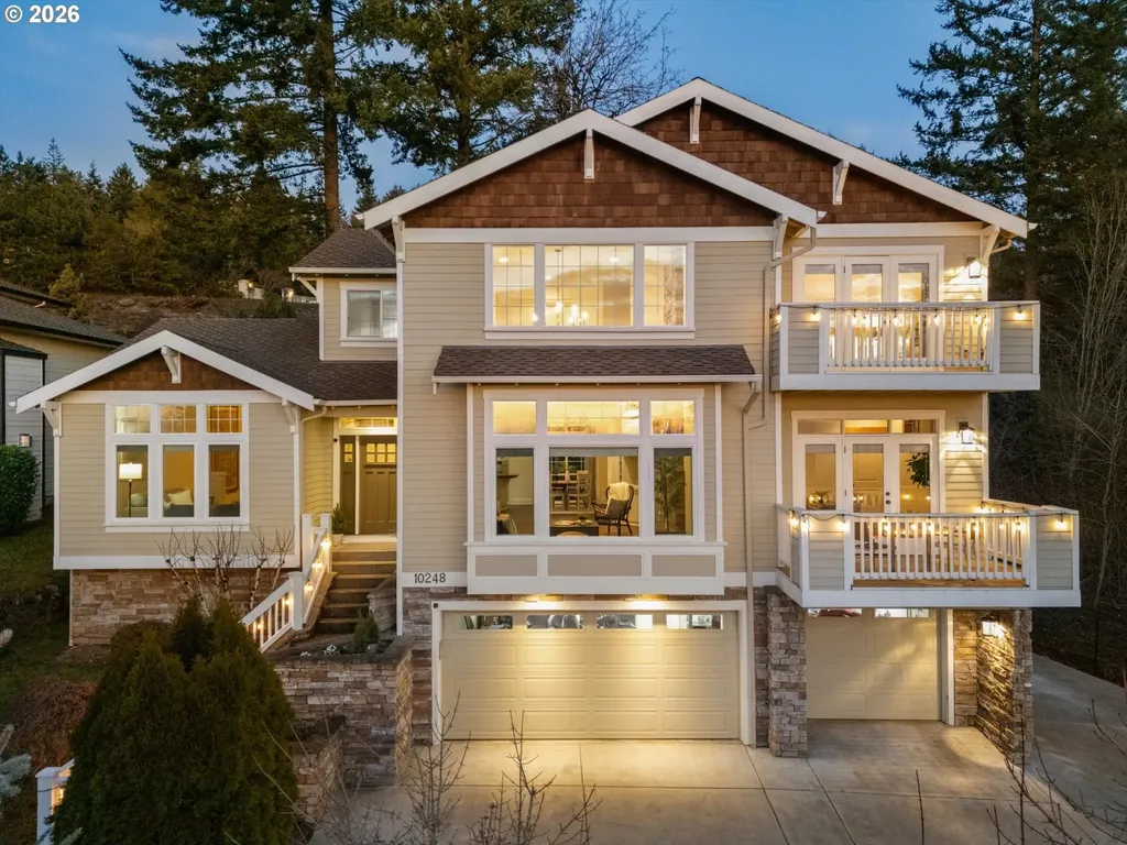 10248 SE Nicole Loop Happy Valley OR 97086