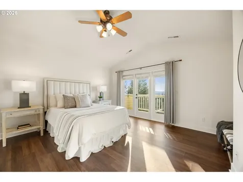 10248 SE Nicole Loop Happy Valley OR 97086