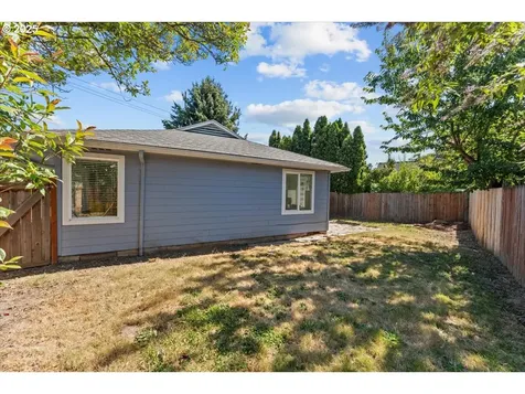 8996 N Westanna Avenue Portland OR 97203