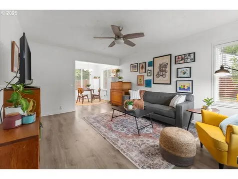 8996 N Westanna Avenue Portland OR 97203