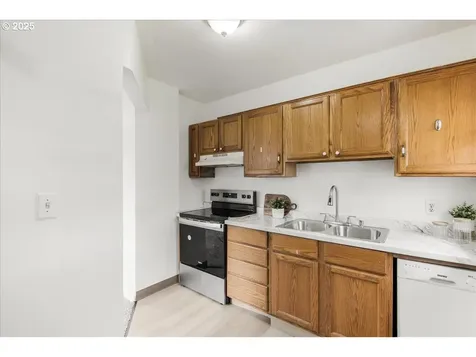3108 E 25th Street Vancouver WA 98661