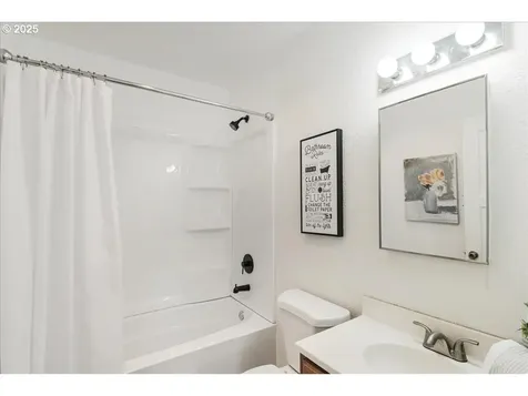 3108 E 25th Street Vancouver WA 98661