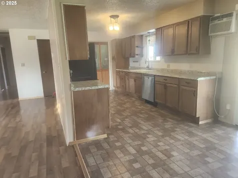704 N 5th Street Nyssa OR 97913