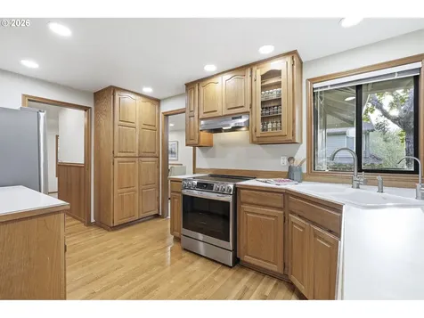 13821 SW Ashbury Lane Portland OR 97223