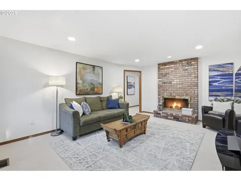 13821 SW Ashbury Lane Portland OR 97223