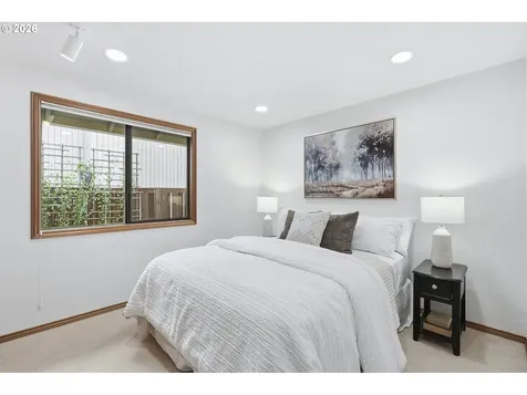 13821 SW Ashbury Lane Portland OR 97223