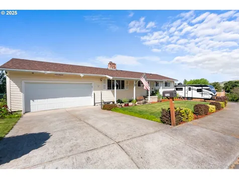 717 E 21st Place The Dalles OR 97058