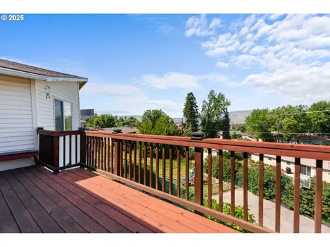 717 E 21st Place The Dalles OR 97058