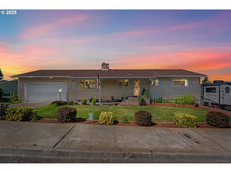 717 E 21st Place The Dalles OR 97058