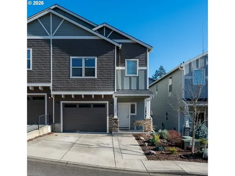 1740 N 23rd Street Washougal WA 98671