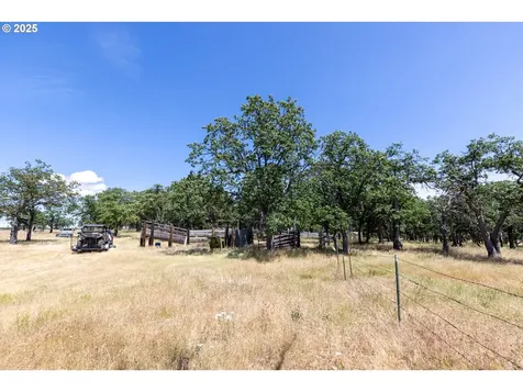 1056 Rock Creek Road Goldendale WA 98620