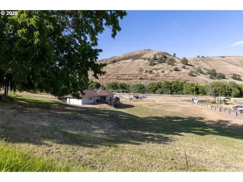 1056 Rock Creek Road Goldendale WA 98620
