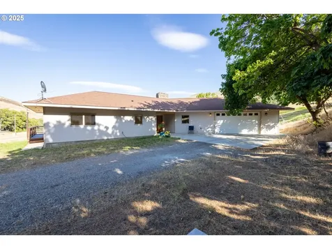 1056 Rock Creek Road Goldendale WA 98620