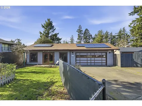 4015 SE 171st Avenue Portland OR 97236