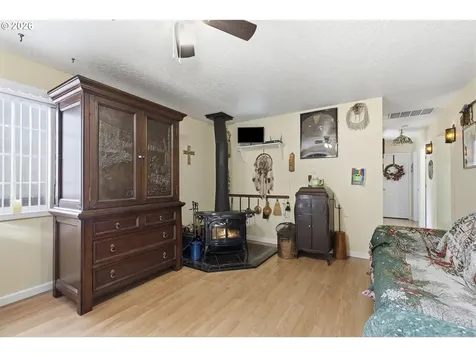 4015 SE 171st Avenue Portland OR 97236