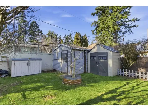 4015 SE 171st Avenue Portland OR 97236