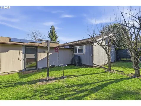 4015 SE 171st Avenue Portland OR 97236