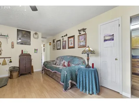 4015 SE 171st Avenue Portland OR 97236