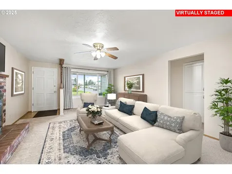 122 E Clackamas Circle Woodburn OR 97071