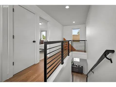 670 NE Webster Street Portland OR 97211