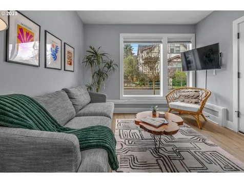 670 NE Webster Street Portland OR 97211